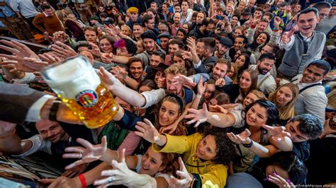 oktoberfest munich 2022|Oktoberfest 2022 was no record year – DW –。